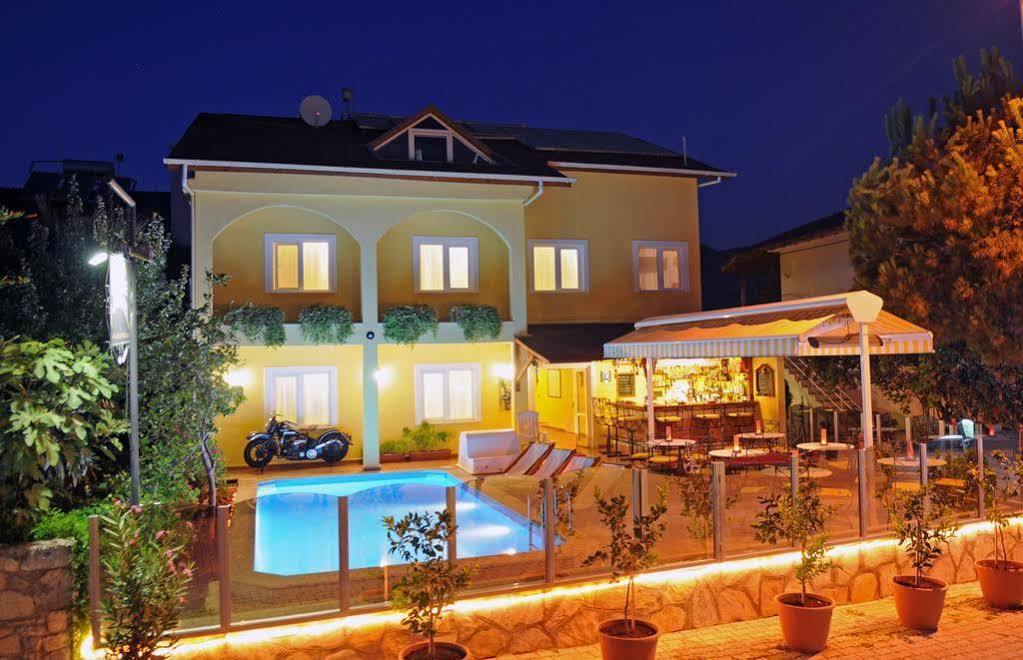 A&B Home Hotel เกอเจค ภายนอก รูปภาพ